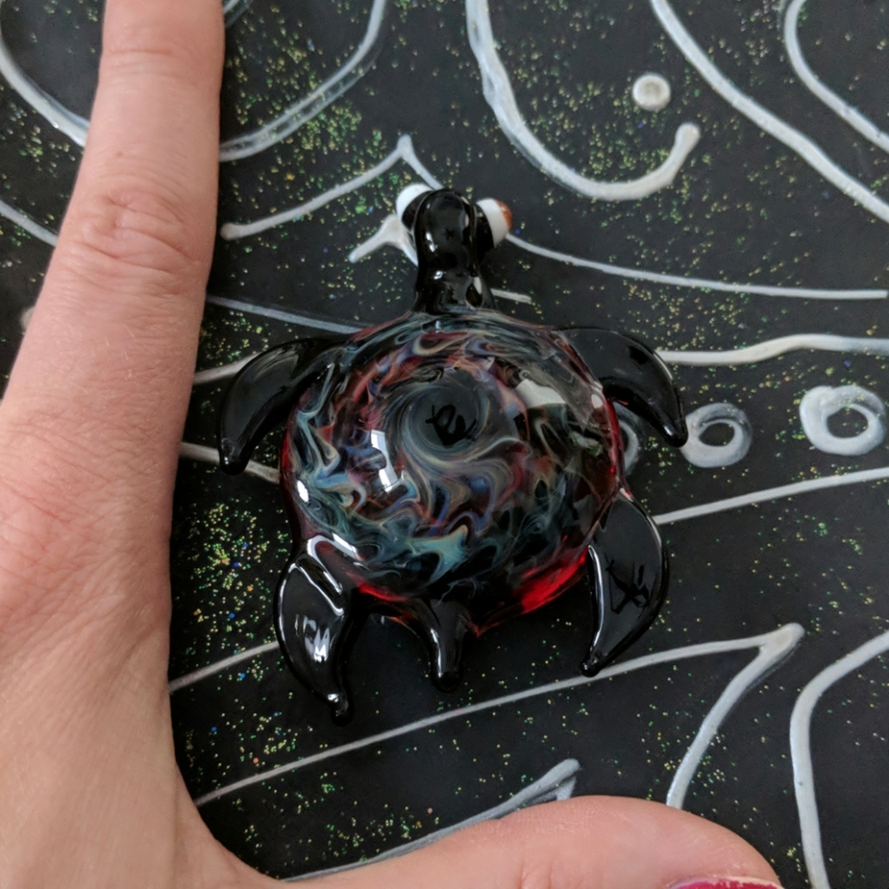 Turtle vortex pendant - Picture 4 of 4